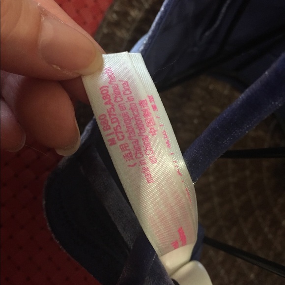 NWOT VSPINK BLUE VELVET BRALETTE SOLD - Picture 4 of 4